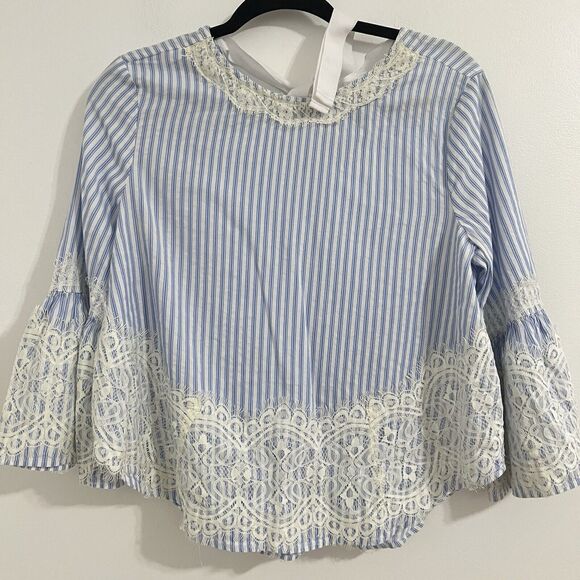 Zara Blouse Size M Blue White Striped Flared Sleeve Boho Peasant Embroidered Hem - Picture 1 of 6
